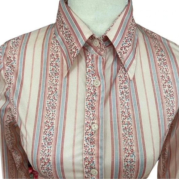 Vintage 70s Huk-A-Poo Shirt | Pink Striped Floral Button Down Blouse - Picture 4 of 8